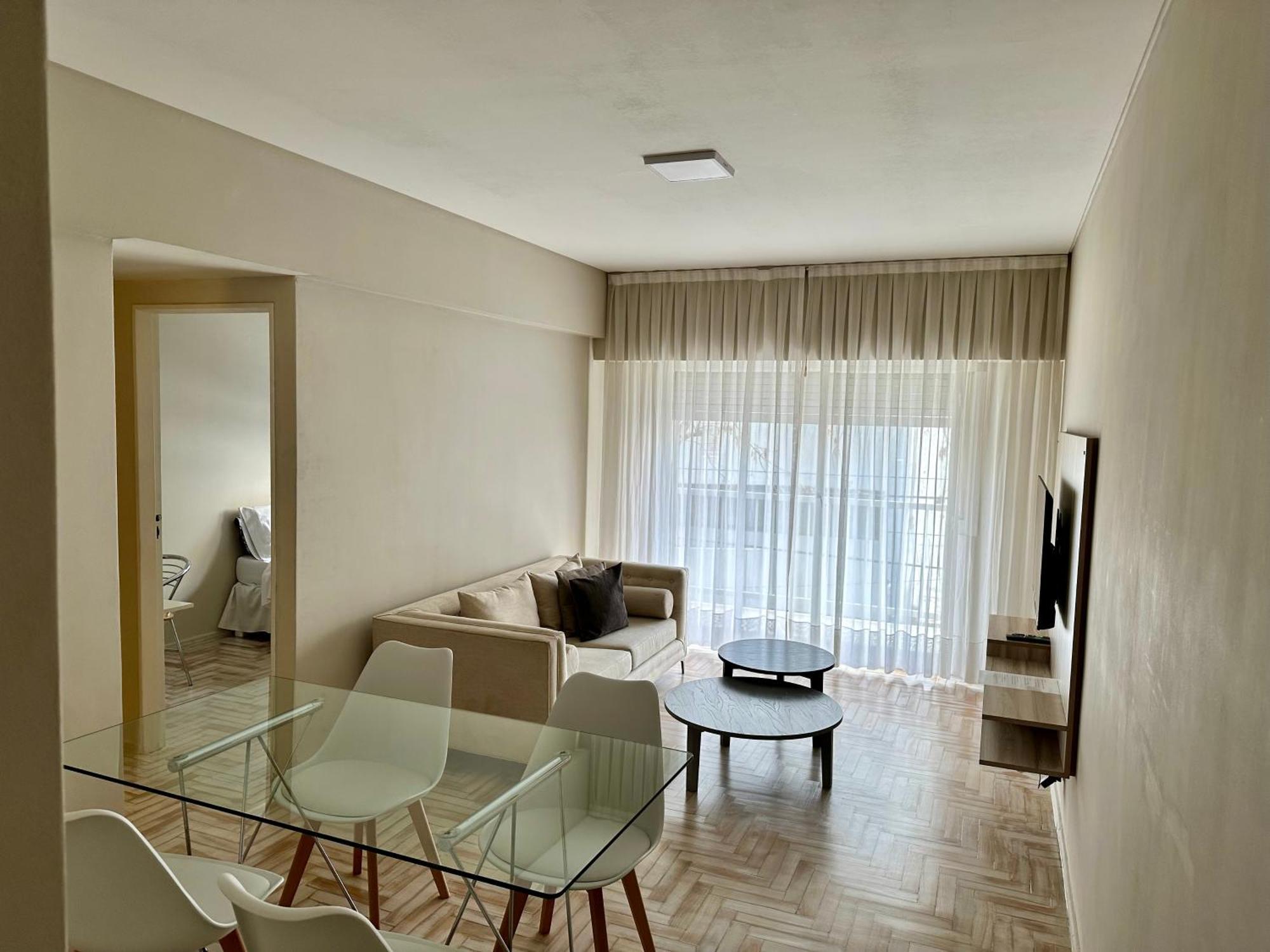 Lovely Ba City 6 Pax 3 Bedr 2 Bath With Balcony View Just Renewed Apartamento *