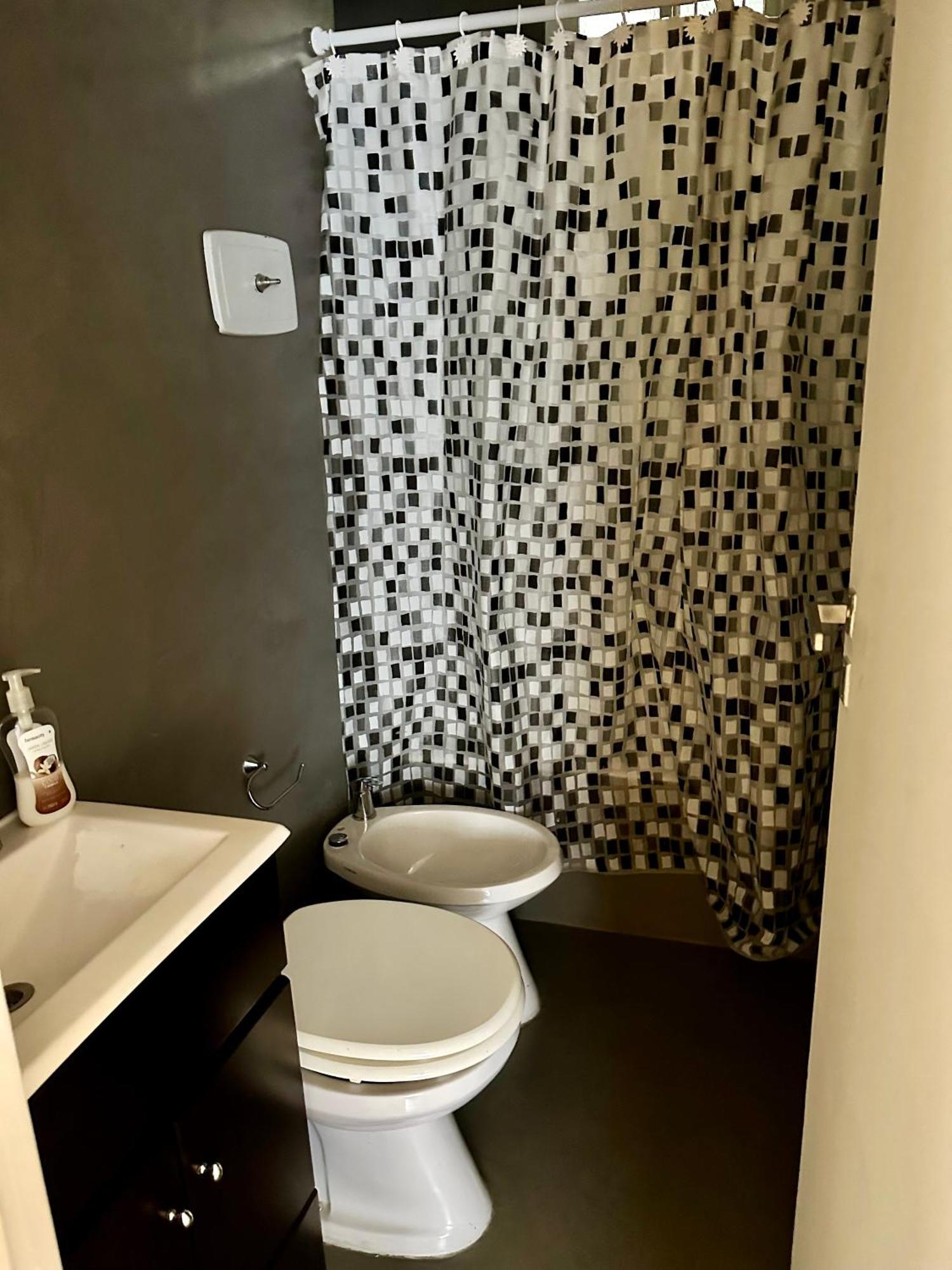 Lovely Ba City 6 Pax 3 Bedr 2 Bath With Balcony View Just Renewed *