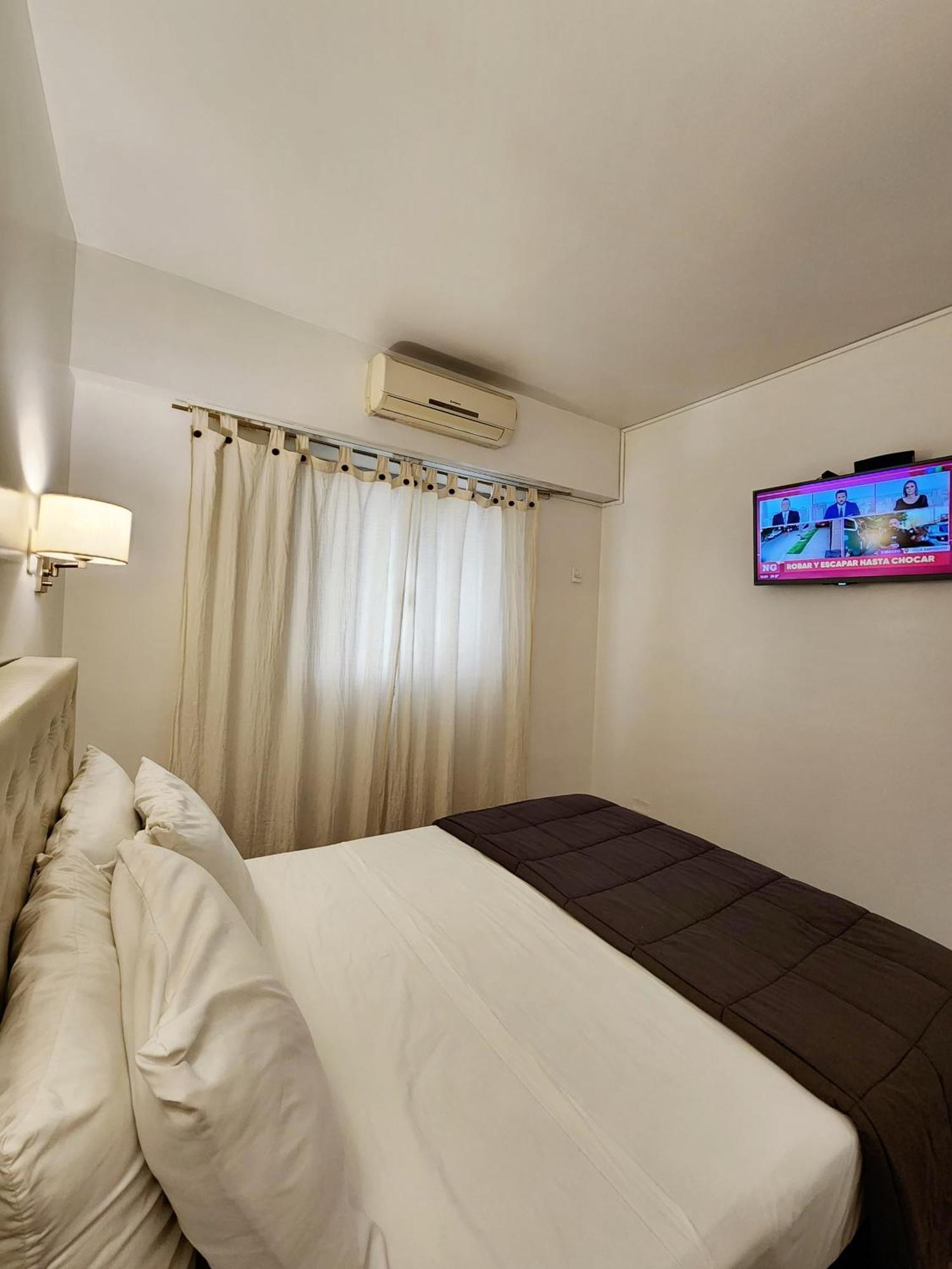 Lindo Apto Cerca Del Obelisco!con Balcon Apartamento *