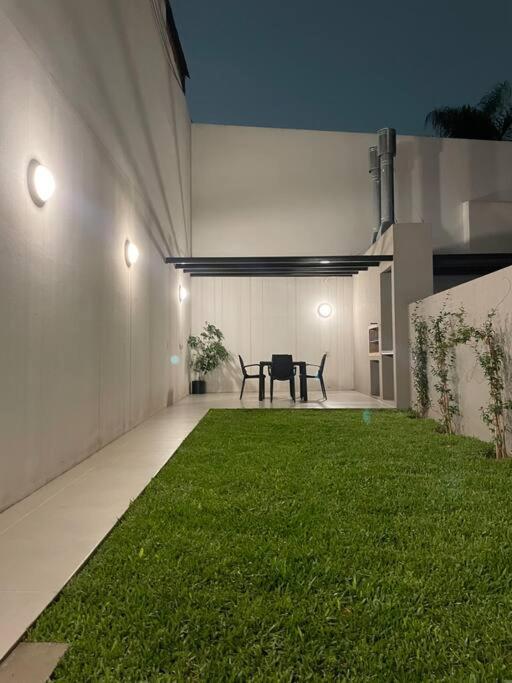 Apartamento Studio En Palermo Con Jardin Privado Y Parrilla *
