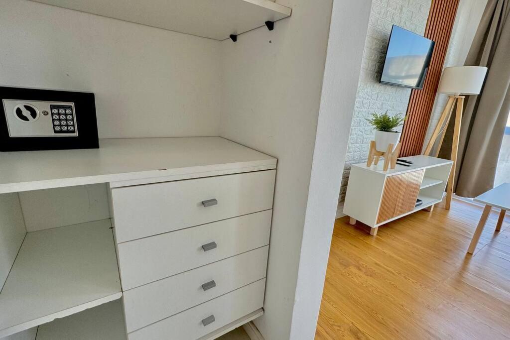 Apartamento Luminoso Y Tranquilo - Cerca De Todo! *