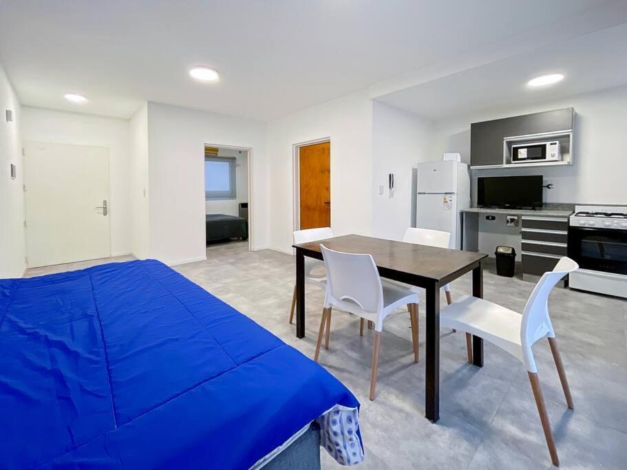 Ayres- Calido 2 Ambientes Con Balcon En Almagro-independencia2 Apartamento