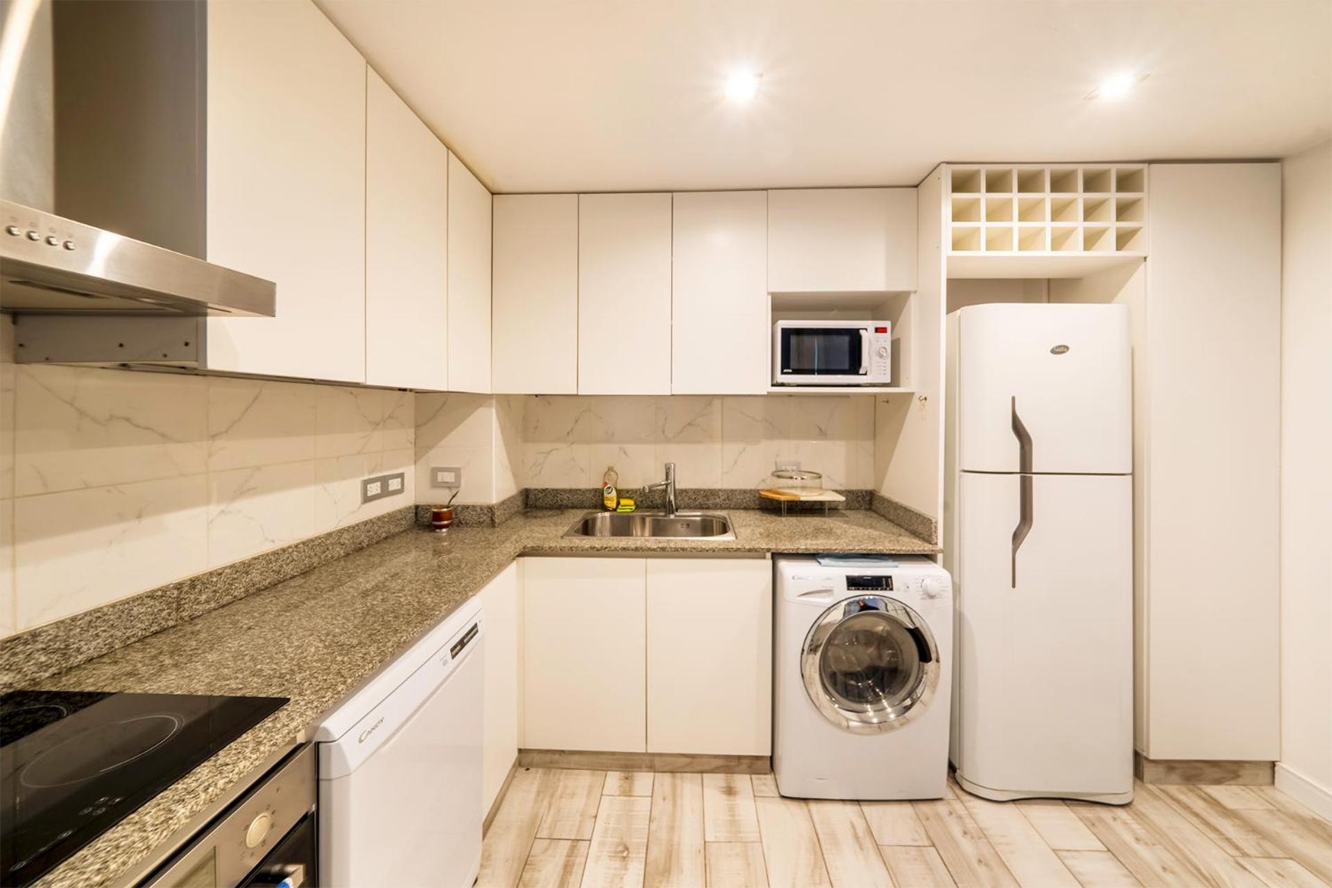 Plaza De Mayo - Diplomat's 3 Bedroom Ensuite Haven *
