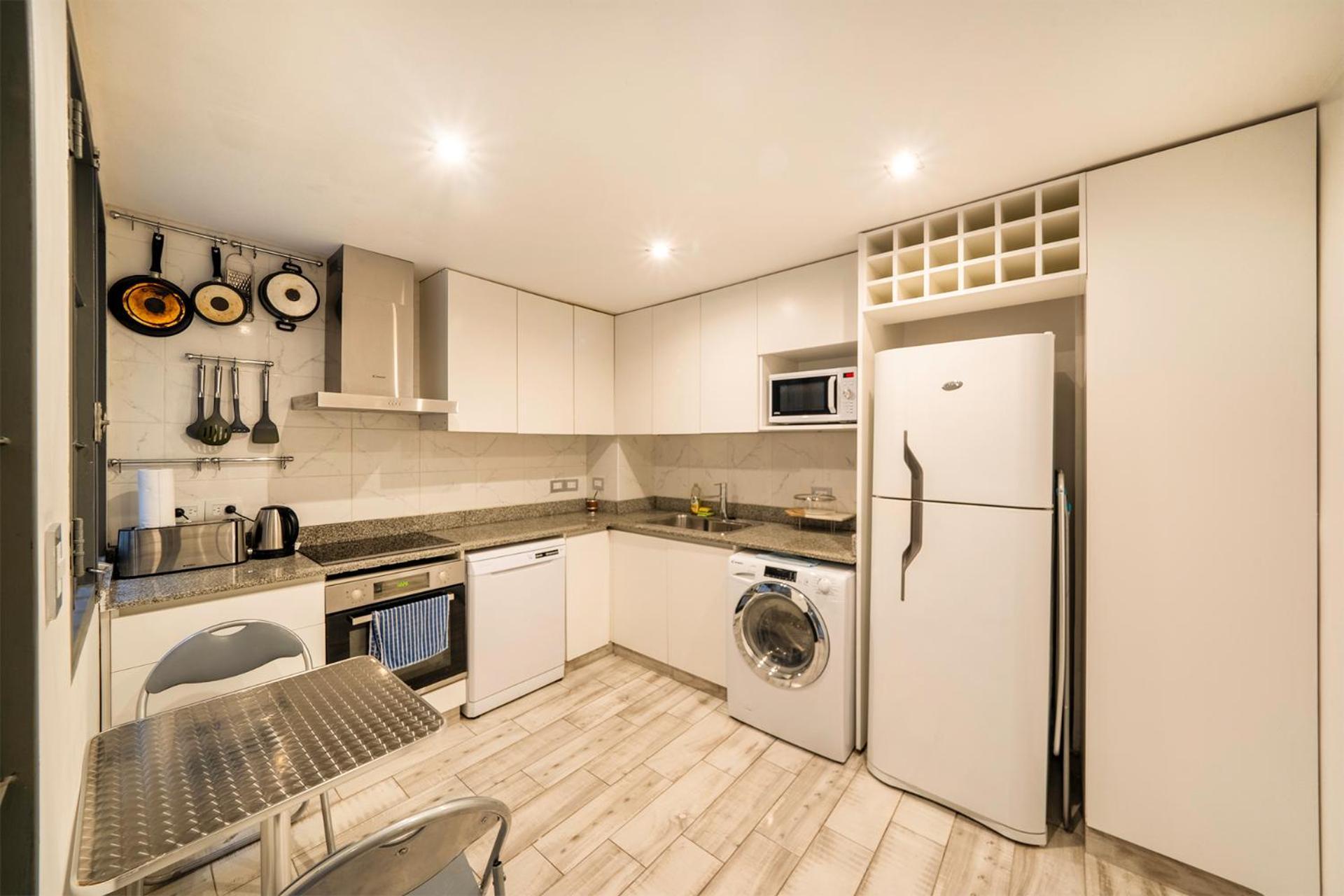 Plaza De Mayo - Diplomat's 3 Bedroom Ensuite Haven *