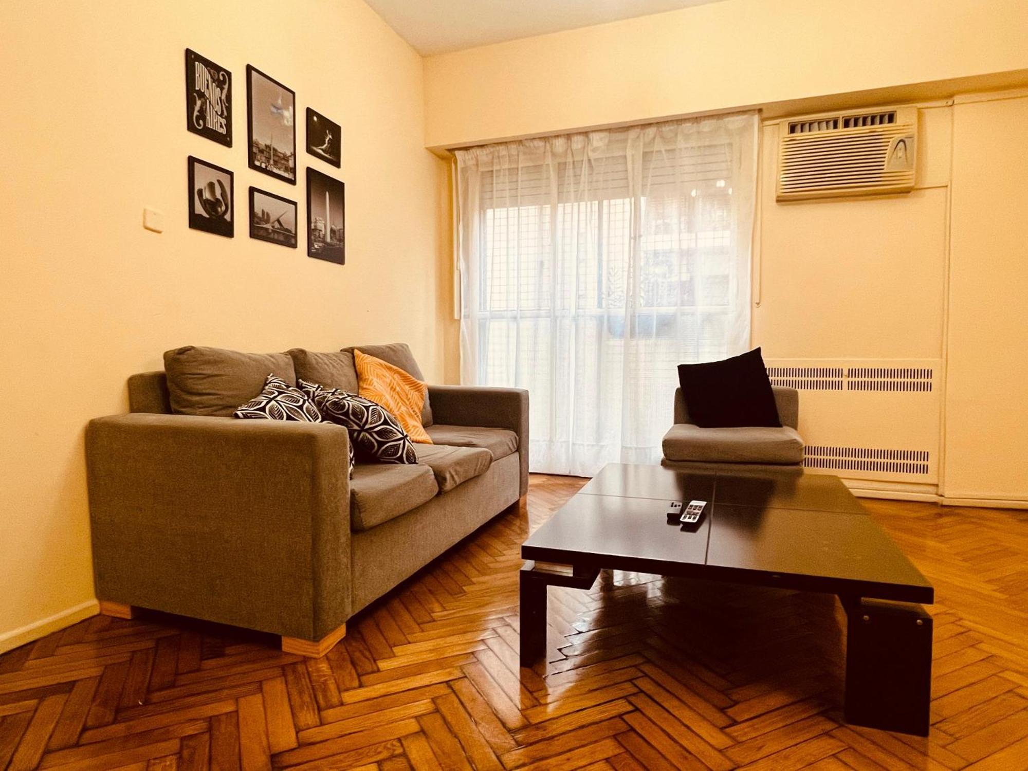 Apartamento Amplio Departamento En La Mejor Zona De Palermo Sobre La Avenida Coronel Diaz *