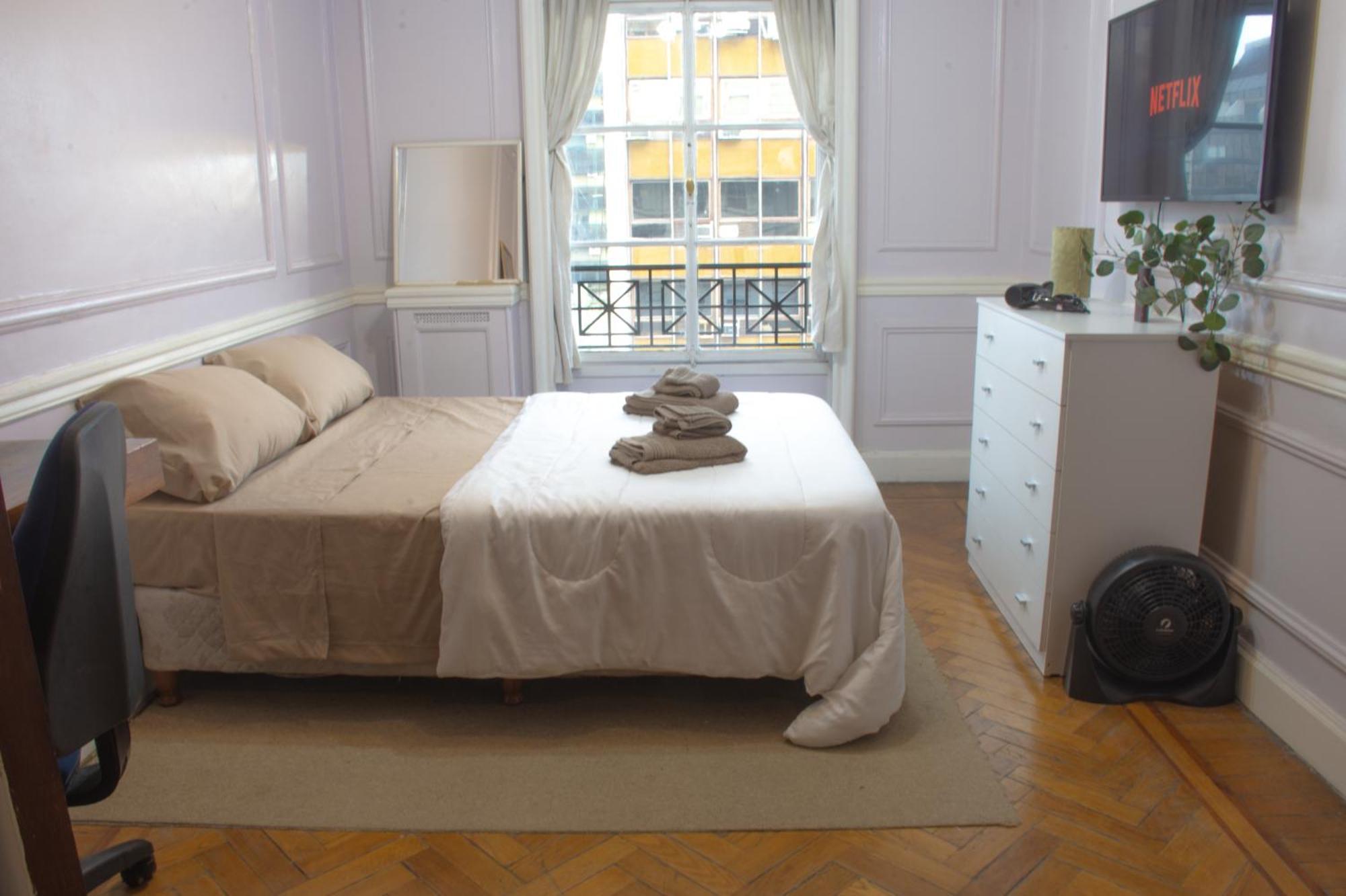 Apartamento Departamento En Ba Center, Capacidad 12 *