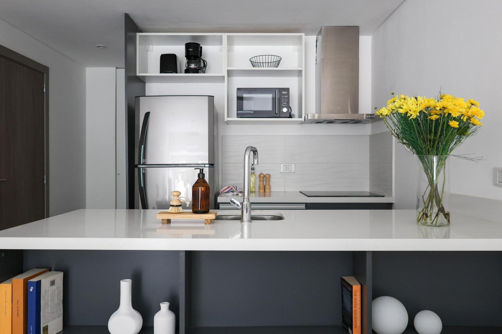 Apartamento Nuevo, Piscina, Gym, Sauna, Metro A 500m