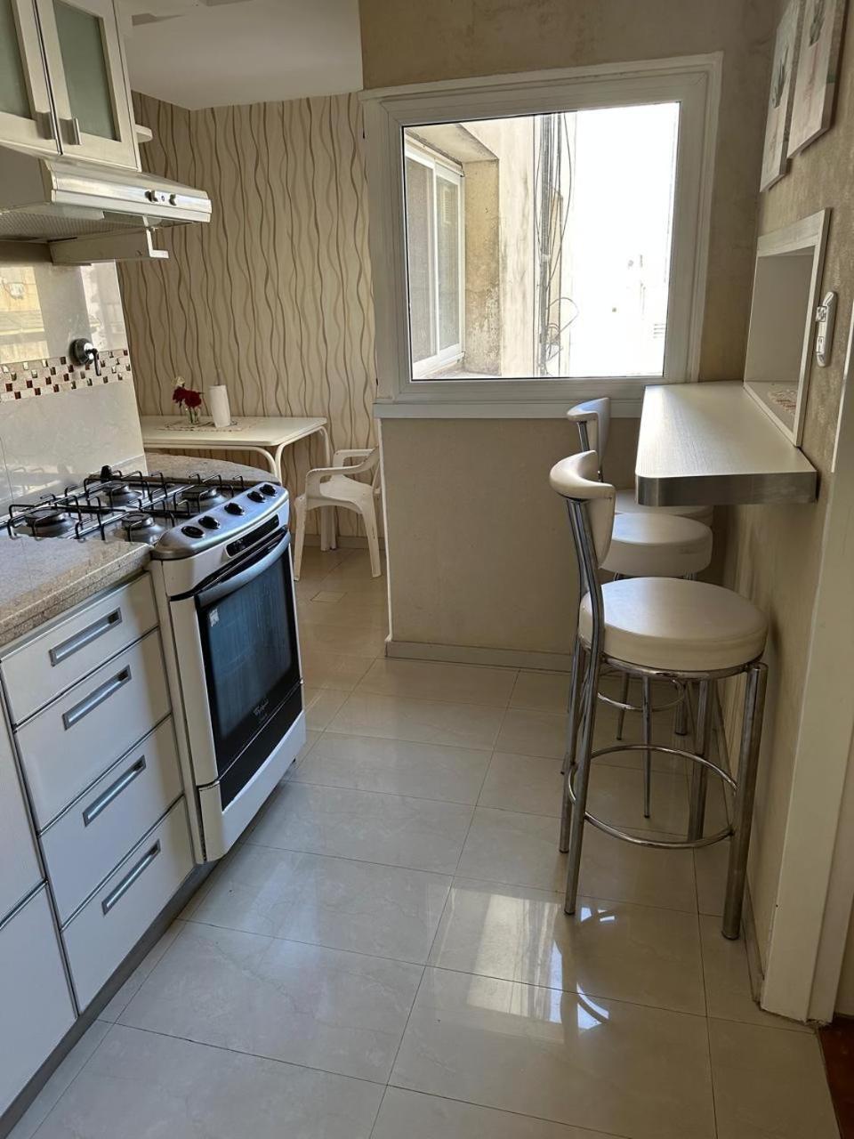 Apartamento Amplio Departamento 3 En Recoleta, Cerca Del Alto Palermo