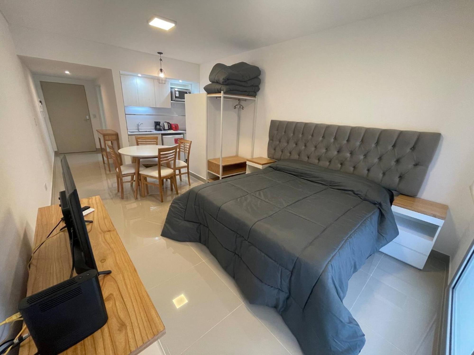 Modern With Heated Pool In The Heart Of San Telmo