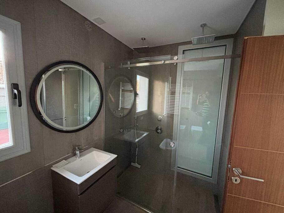 Apartamento Modern Two-story House With Terrace In Nunez River *