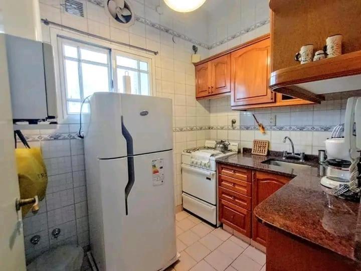 9 De Julio Avenue * Buenos Aires
