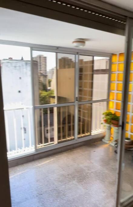 Sunny 3-room With 24-hour Security Apartamento *