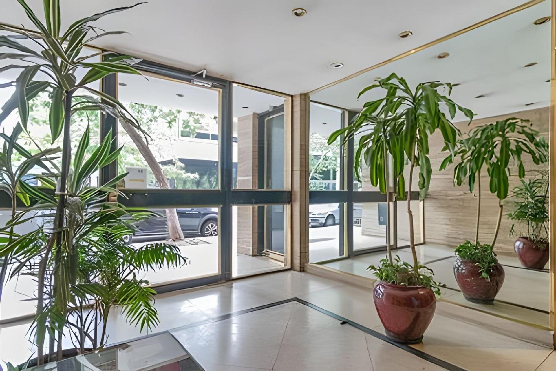 Gran Apt. Cerca De Av. Libertador Y Alto Palermo Apartamento *