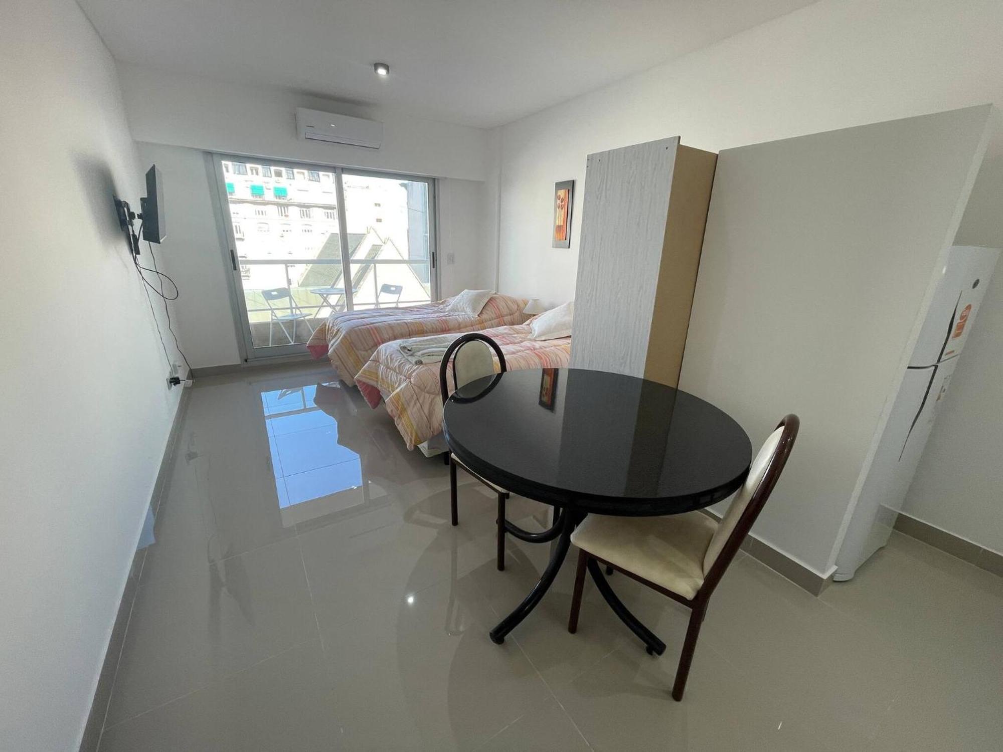 Luxurious In San Telmo-paseo De La Cisterna Apartamento *