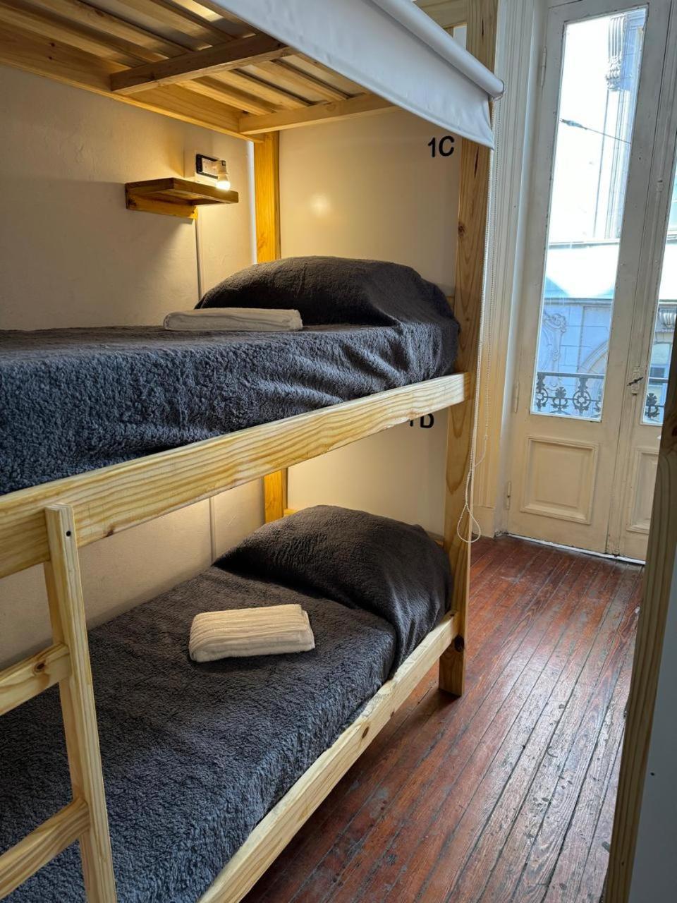 Beta Obelisco Boxes Privados Albergue Buenos Aires