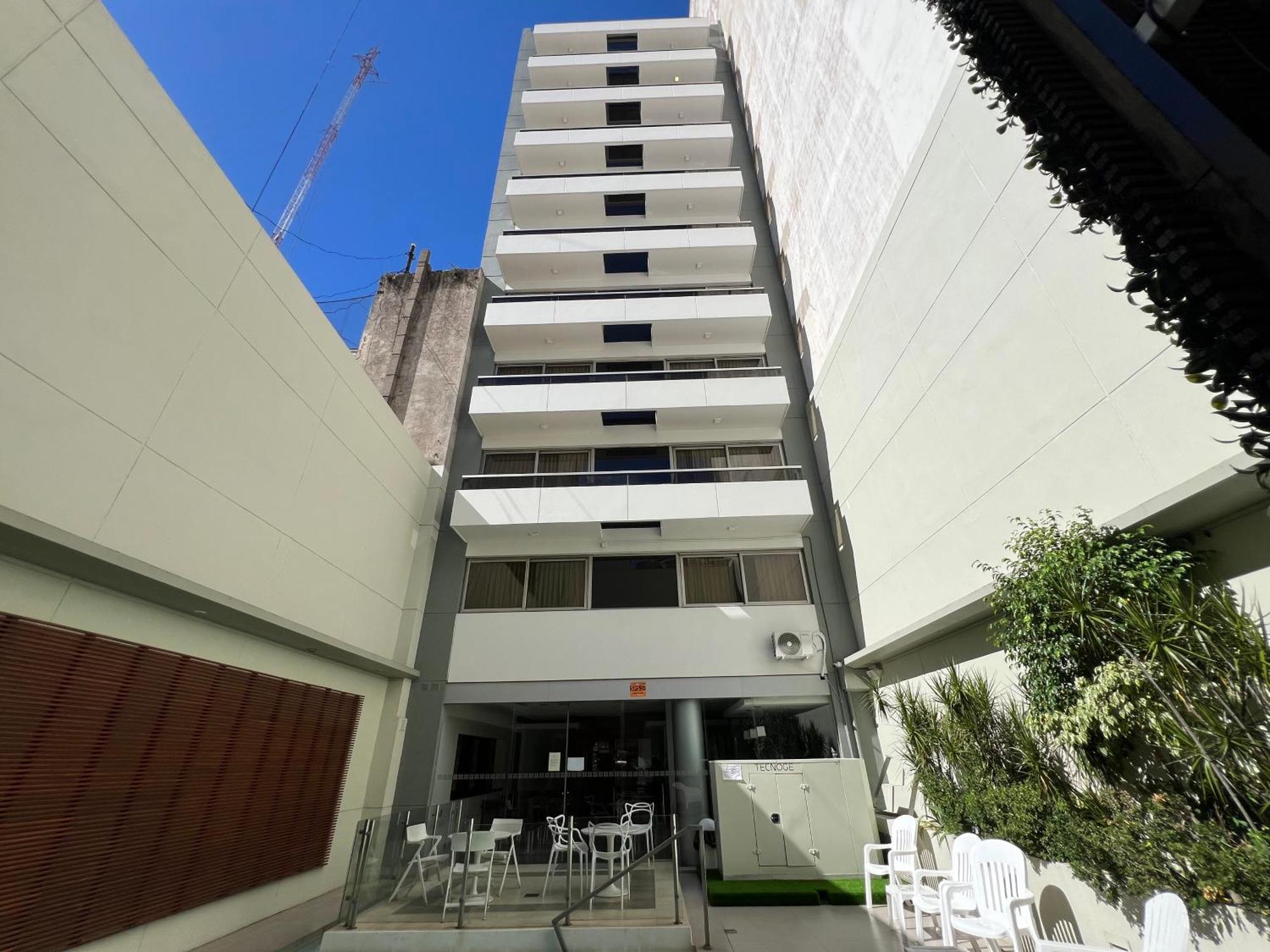 Increible Ubicacion Recoleta Con Ingreso Automatico Apartamento