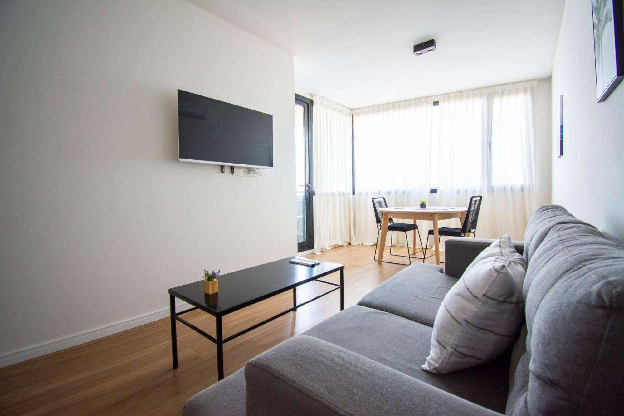 Nova - 1bhk In Dome Soho Ii - Apartamento