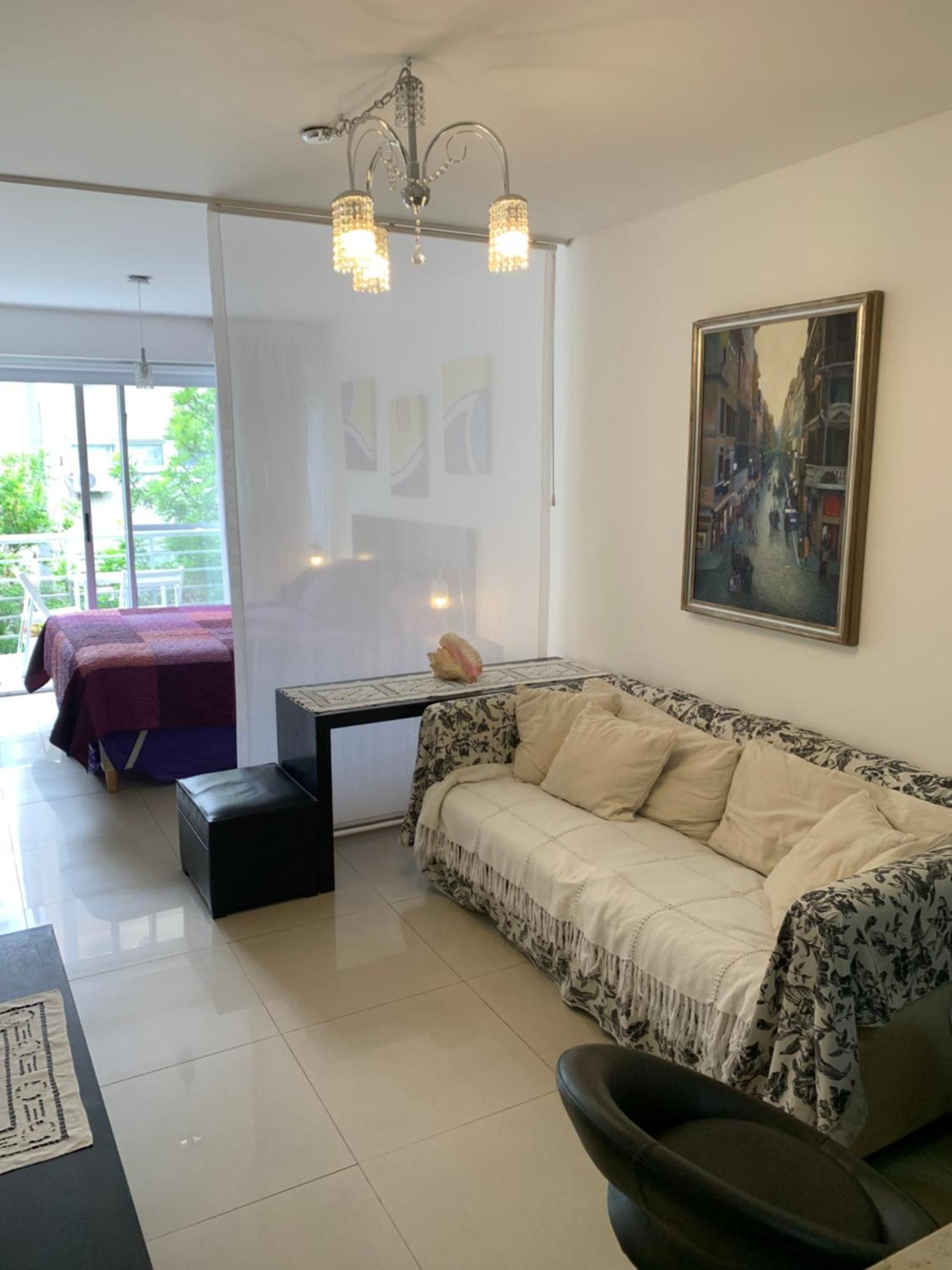 Monumental & Fleni Luxury Flat Whit Pool And Gardens Apartment *