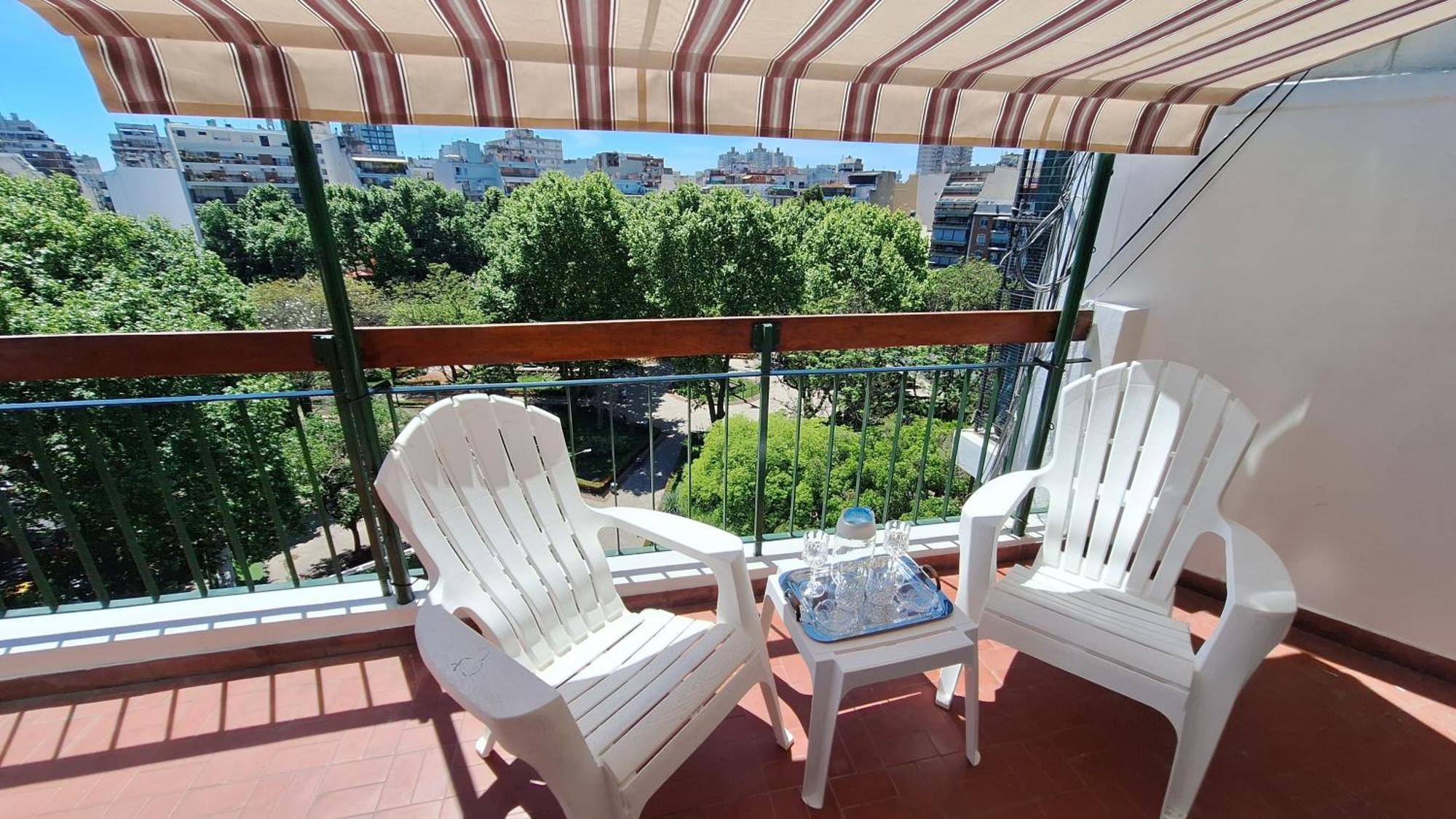 Duplex Luminoso De Categoria Con Balcon Terraza