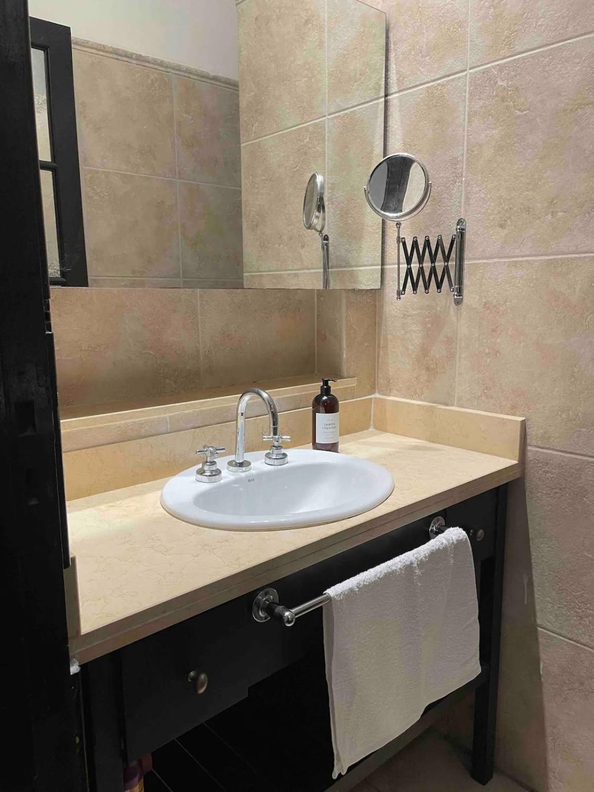 Apartamento Cerca Del Botanico, Conversion A Dolar Oficial Venta *