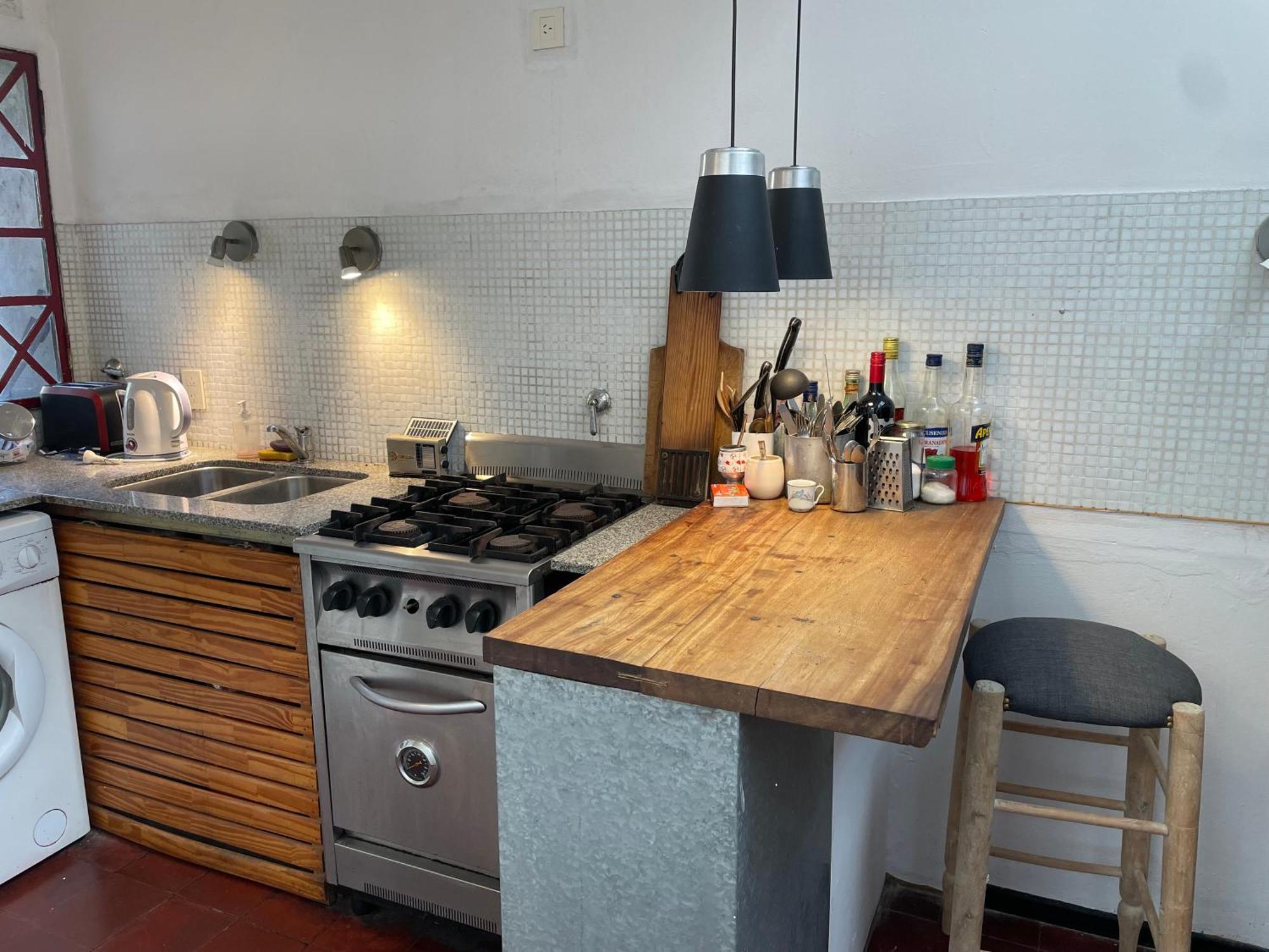 Hermoso Departamento Antiguo Apartamento *