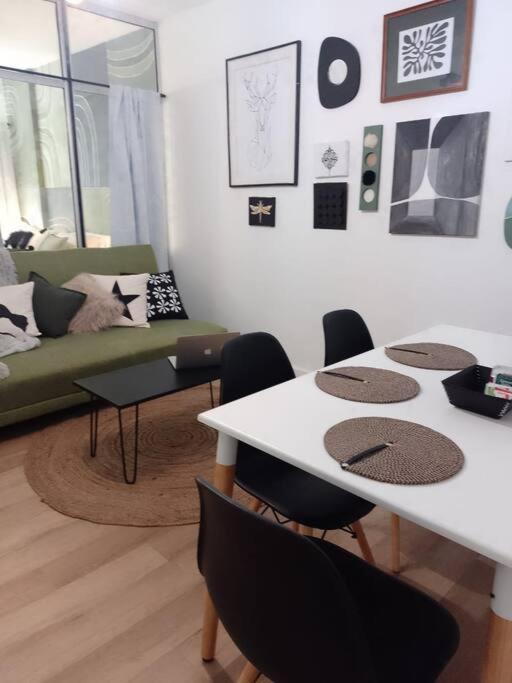 Apartamento Par De Estudios Comunicados. Tierra Fertil Buenos Aires