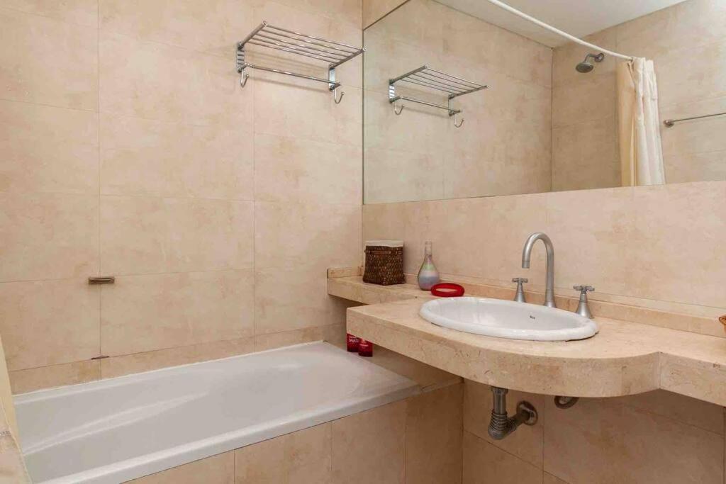 Apartamento Puerto Madero Con Piscina Y Parking