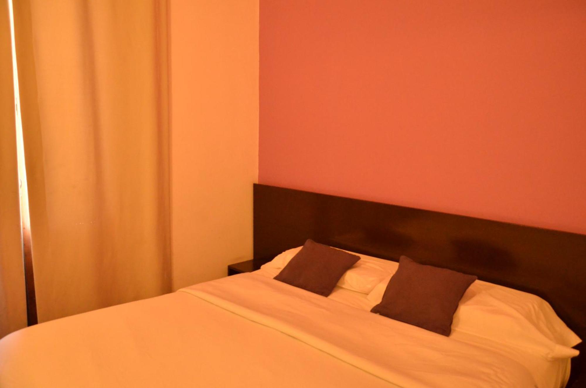 Alma De Hotel