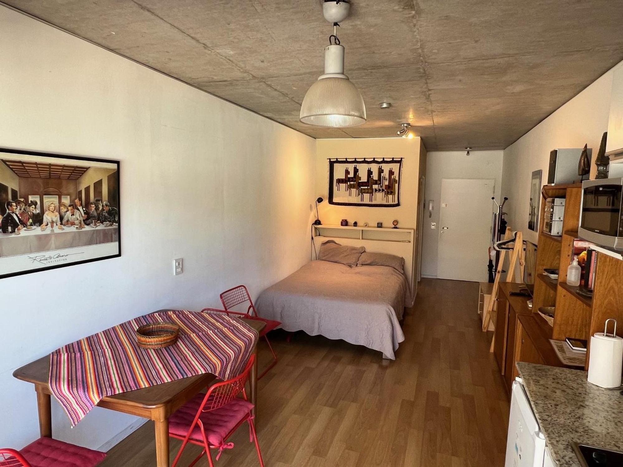 Moderno Estudio, Muy Luminoso Apartamento *