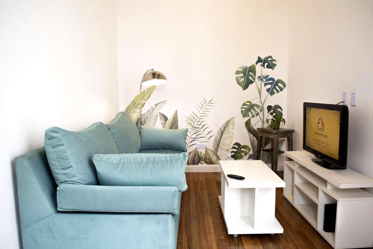Apartamento Centrally Located In Ciudad Autónoma de Buenos Aires