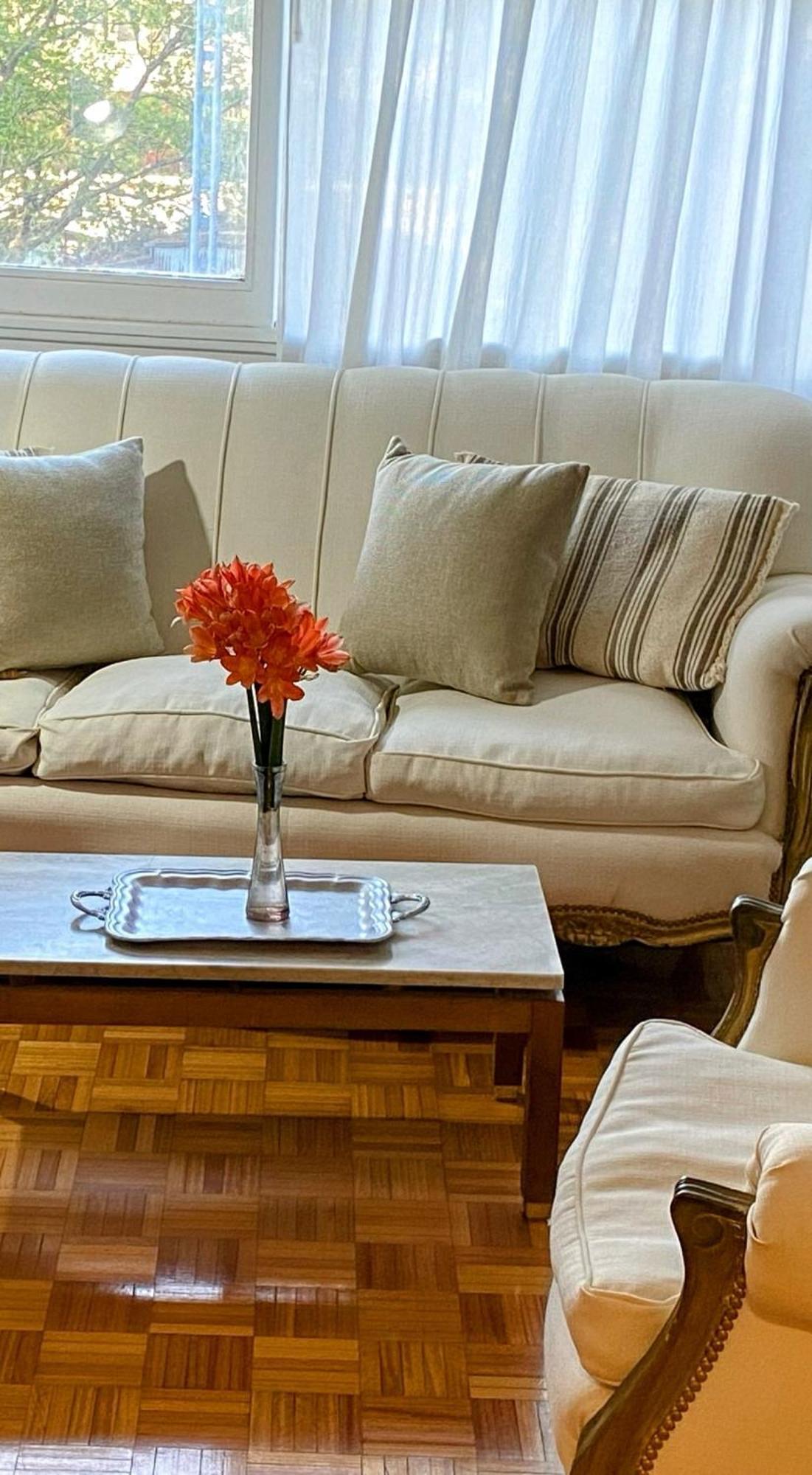Esmeralda Y Libertador Apartamento