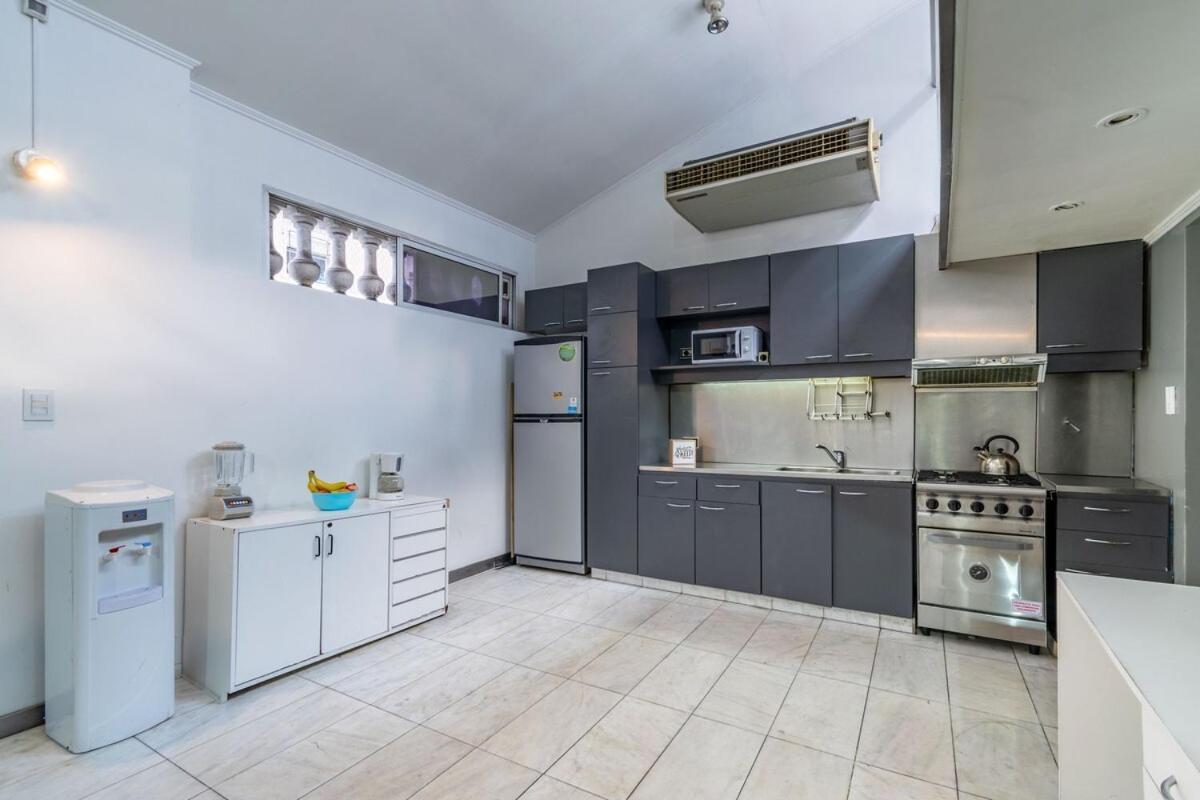 Luxury Mansion In Recoleta - Jacuzzi - Sauna - 40 People * Ciudad Autónoma de Buenos Aires