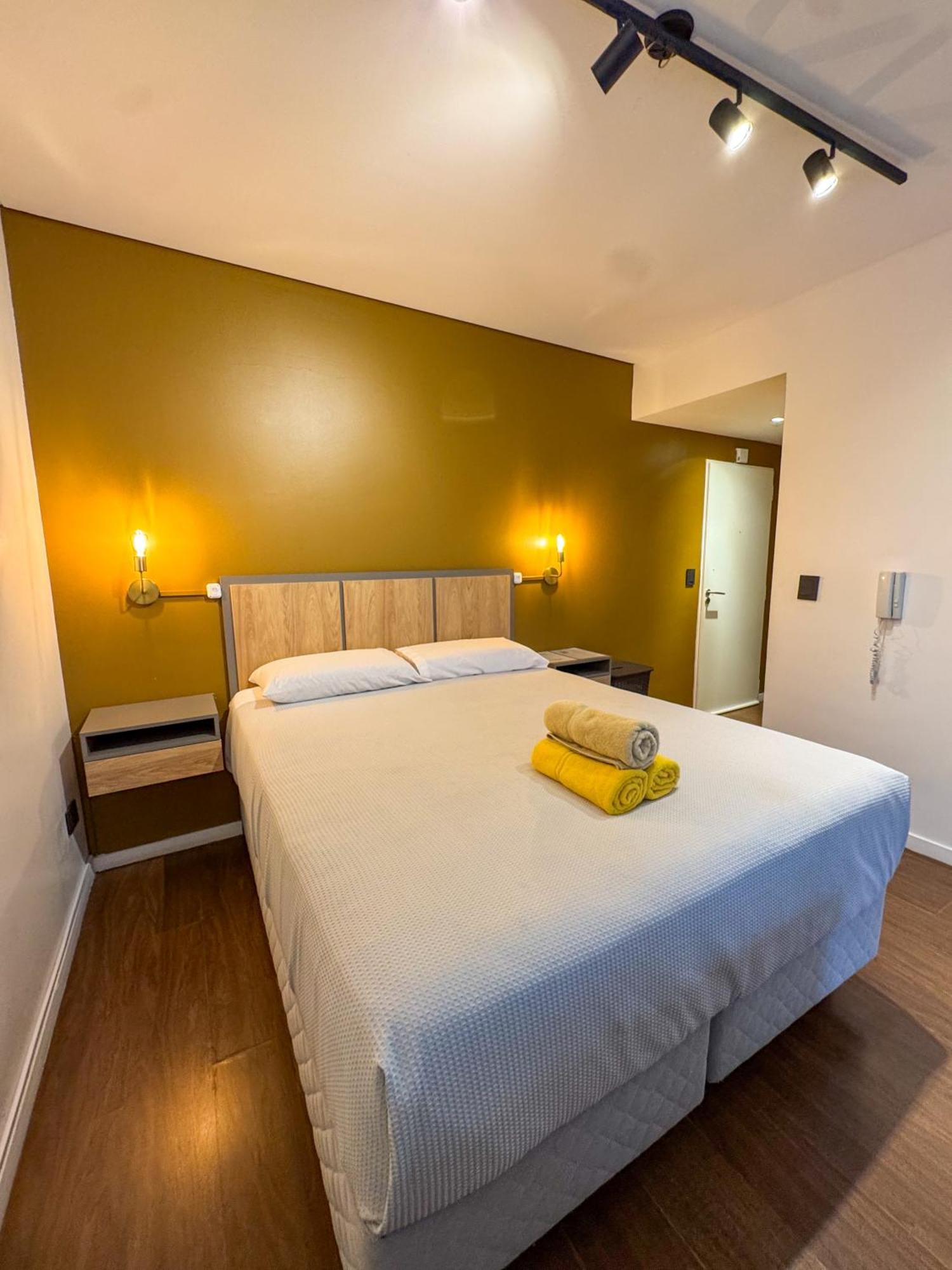 Foster Hollywood Ciudad Autónoma de Buenos Aires