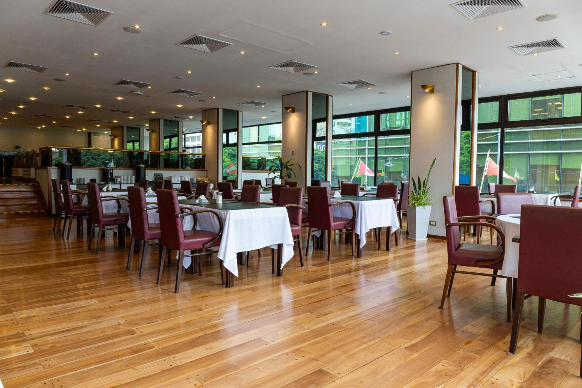 Conte Hotel Buenos Aires