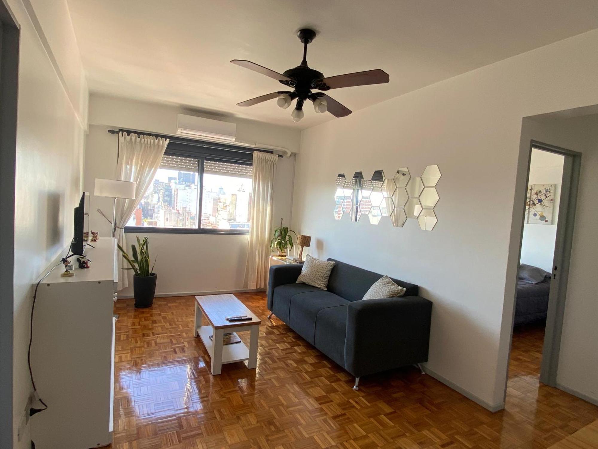 Muy Buena Ubicacion. Luminoso Y Silencioso Apartamento Buenos Aires