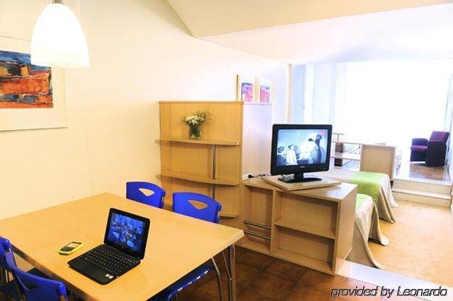 Apartamento Edificio Corrientes 1856 *