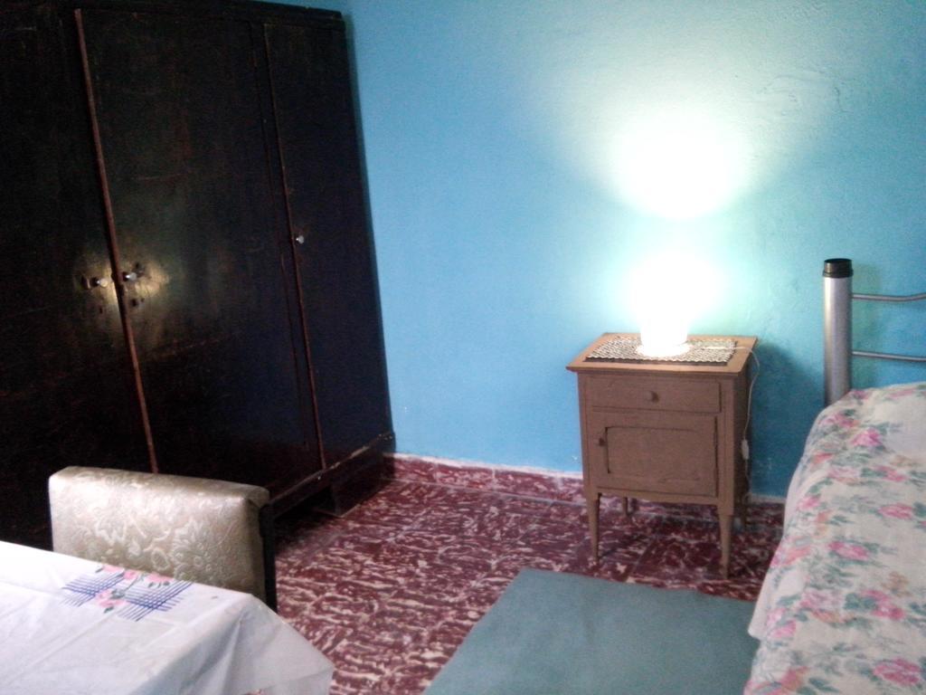 Victoria Hostal *