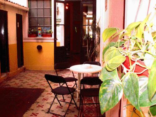 Plaza Hostal