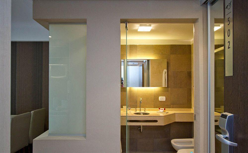 Ayres De Recoleta Libertad Aparthotel 4*