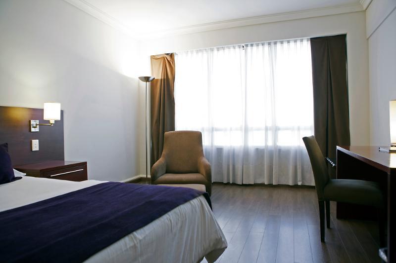 Dazzler By Wyndham San Martin Ciudad Autónoma de Buenos Aires