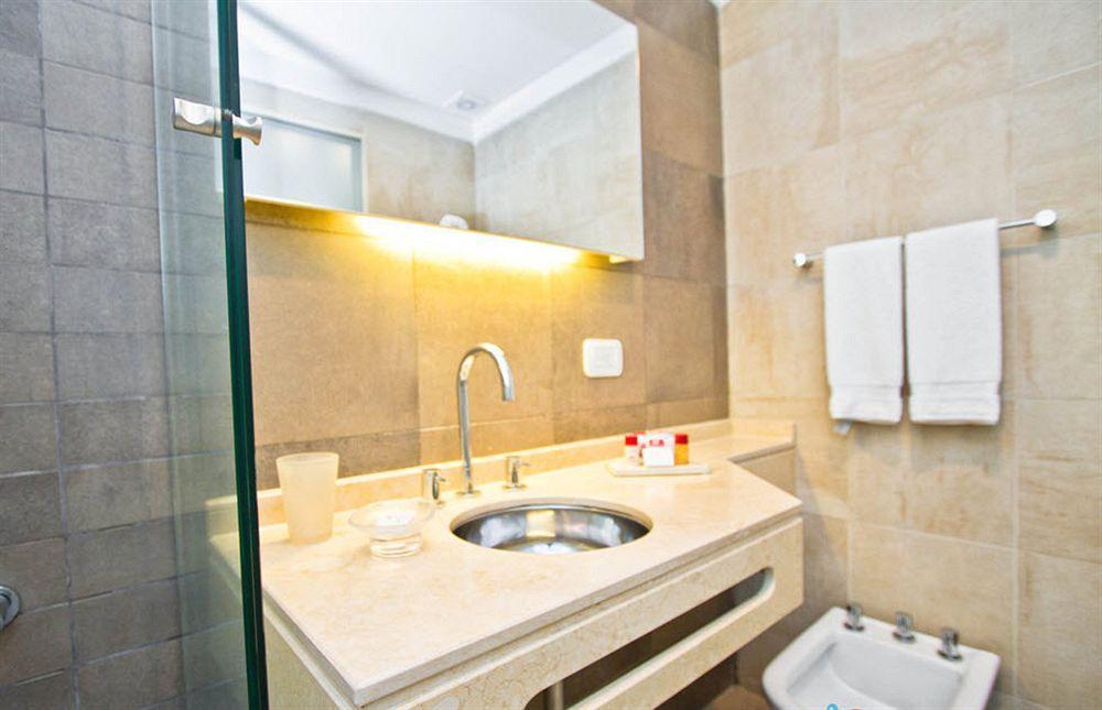 Ayres De Recoleta Libertad Aparthotel
