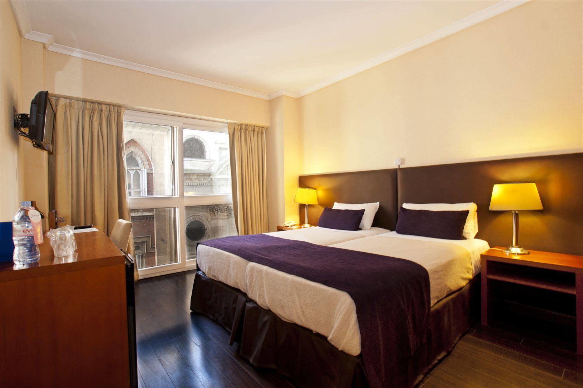 Bisonte Libertad 4* Ciudad Autónoma de Buenos Aires