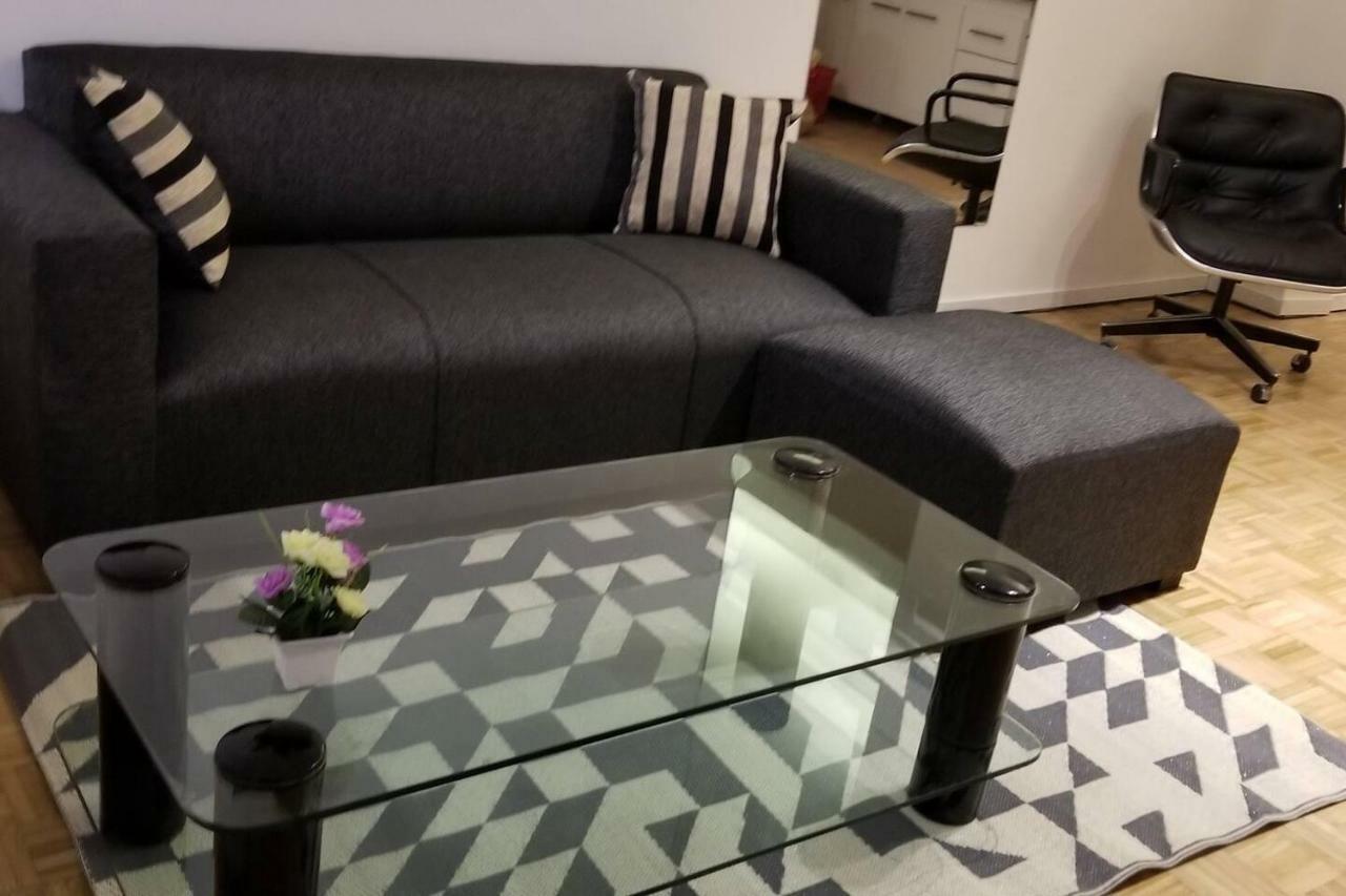 Galerias Pacifico Maipu Y Av Cordoba *
