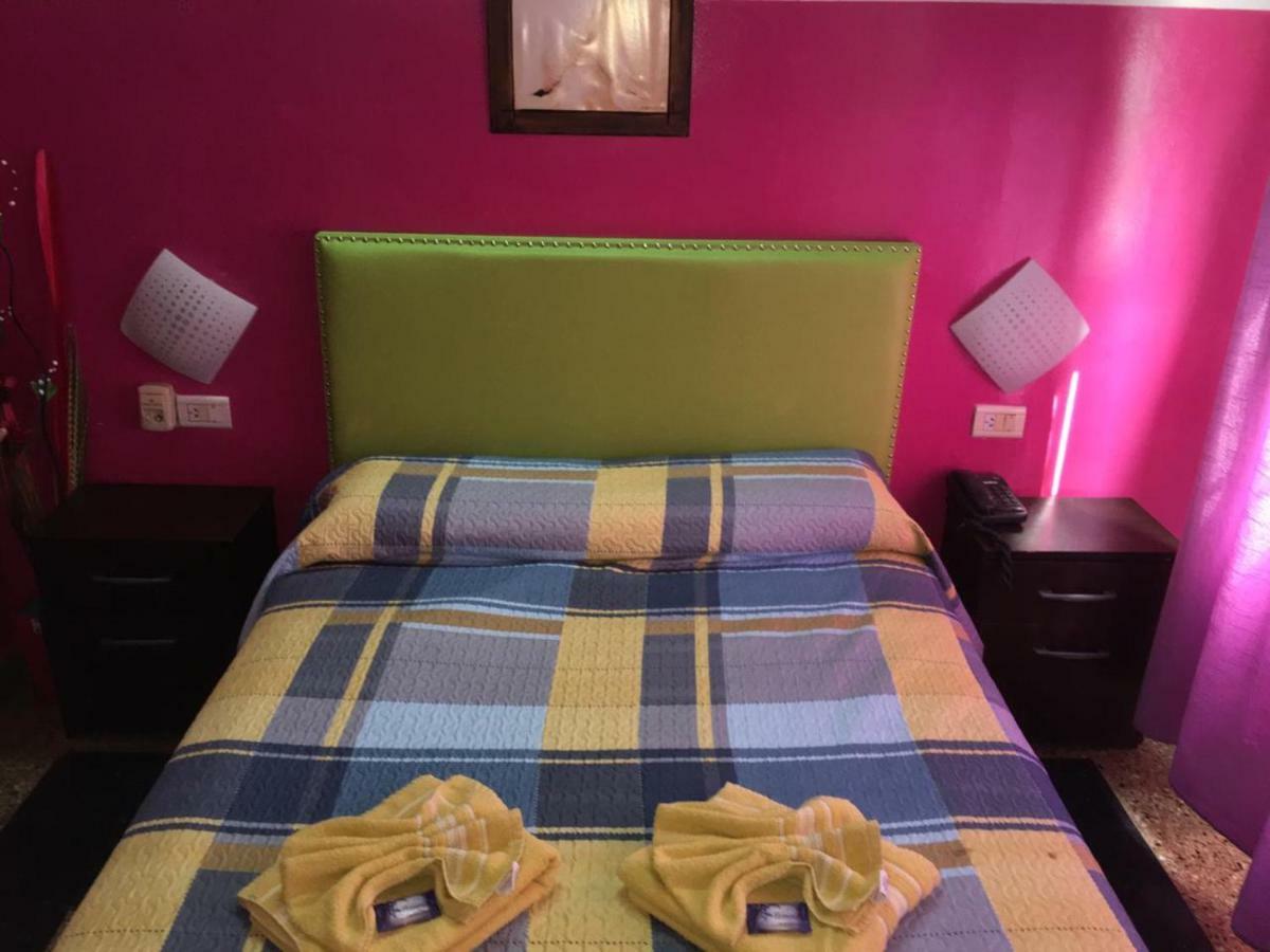 León Imperial 2*