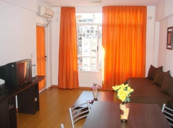 Lugabe Ii Sarmiento 3* Ciudad Autónoma de Buenos Aires