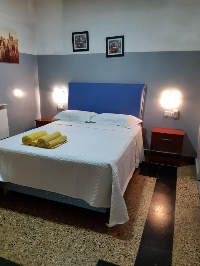 León Imperial Apartahotel 2*